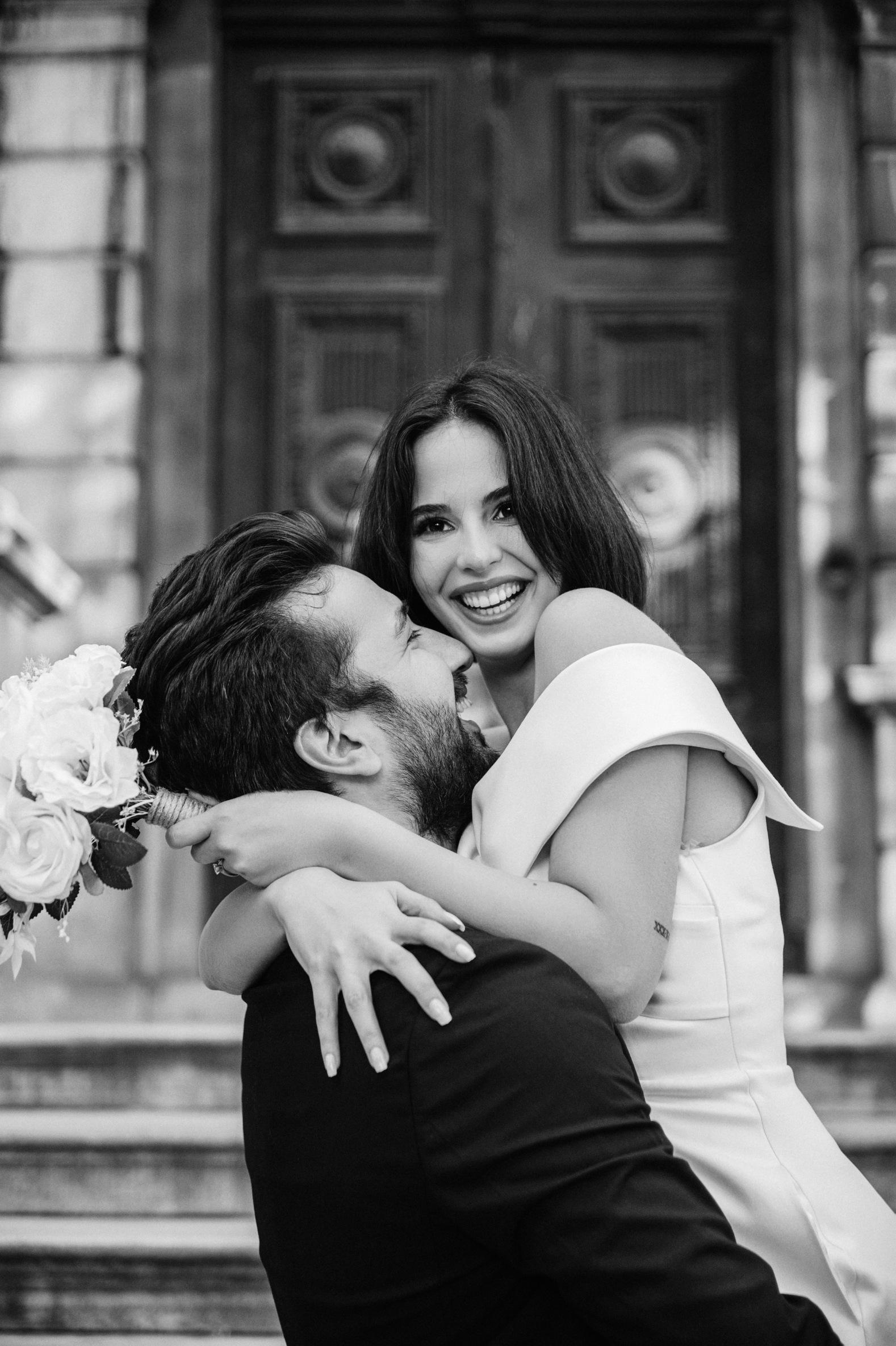 George + Lisa — undangan digital minimalis